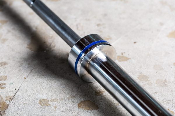 Men's 20 kg "Elite" Competition Olympic Bar - 28 mm, Needle-bearing, Satin Chrome - Image 3